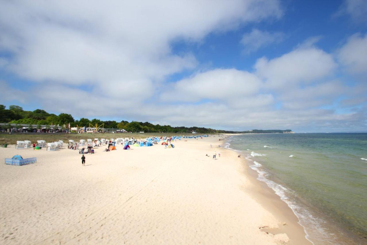 Strandnah Mit Terrasse, Gratis Nutzung Vom Ahoi Erlebnisbad Und Sauna In Sellin - Strandhaus Moenchgut Fewo06 لوبه المظهر الخارجي الصورة