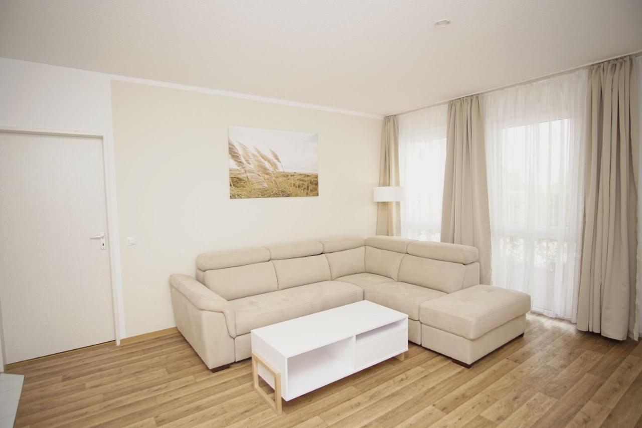 Strandnah Mit Terrasse, Gratis Nutzung Vom Ahoi Erlebnisbad Und Sauna In Sellin - Strandhaus Moenchgut Fewo06 لوبه المظهر الخارجي الصورة