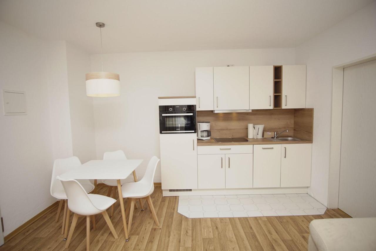 Strandnah Mit Terrasse, Gratis Nutzung Vom Ahoi Erlebnisbad Und Sauna In Sellin - Strandhaus Moenchgut Fewo06 لوبه المظهر الخارجي الصورة