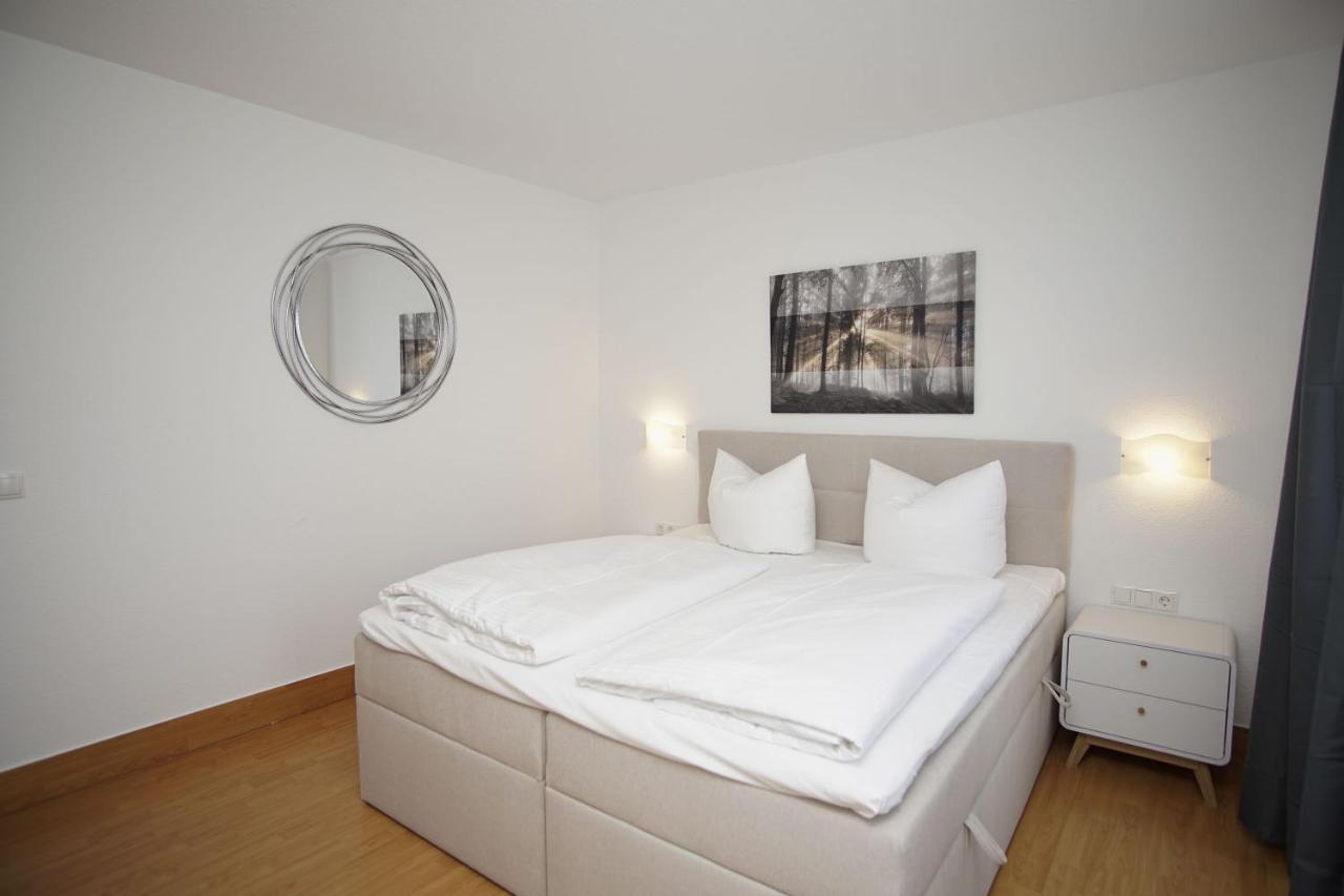 Strandnah Mit Terrasse, Gratis Nutzung Vom Ahoi Erlebnisbad Und Sauna In Sellin - Strandhaus Moenchgut Fewo06 لوبه المظهر الخارجي الصورة